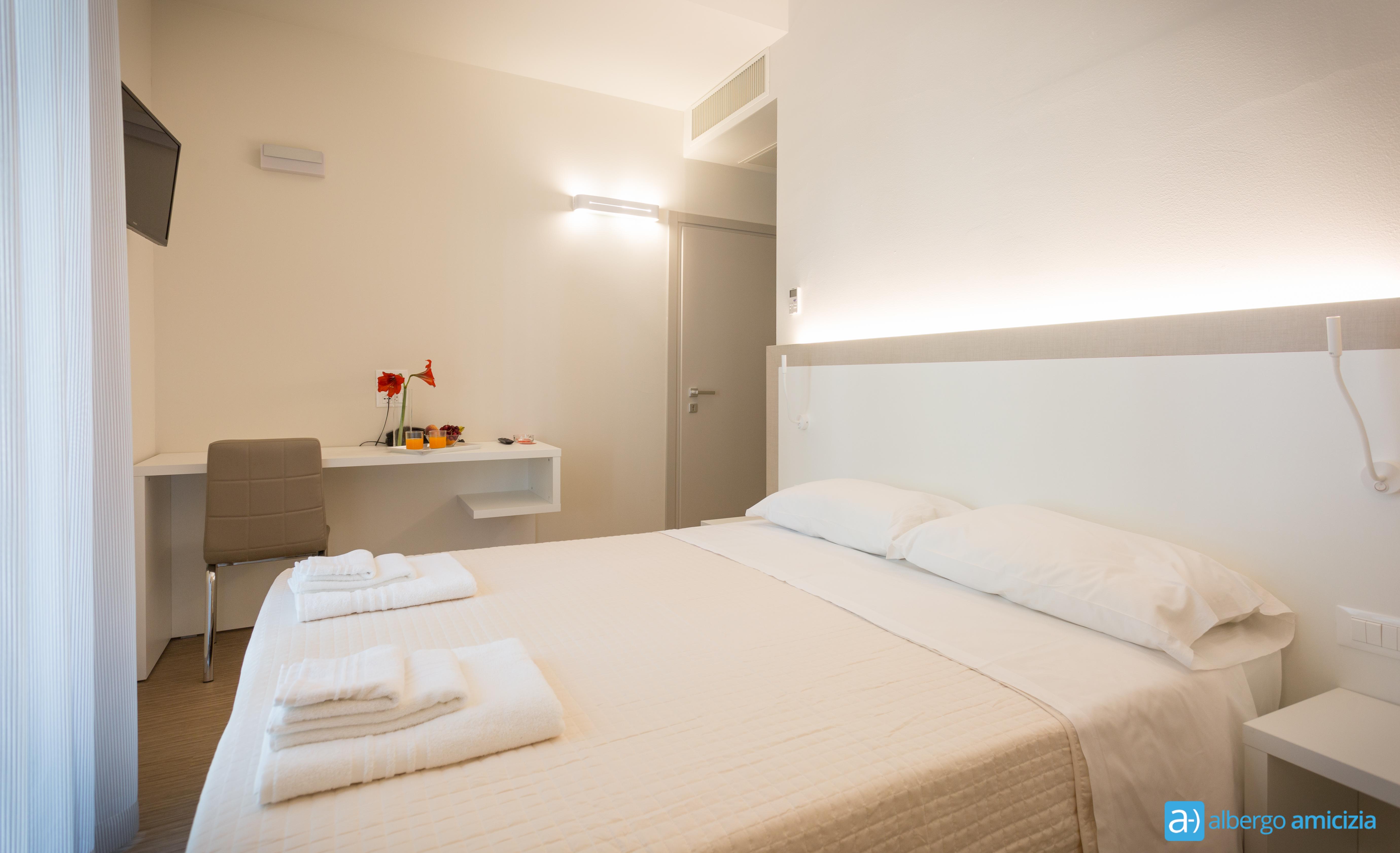 Hotel Amicizia Rimini Exterior photo