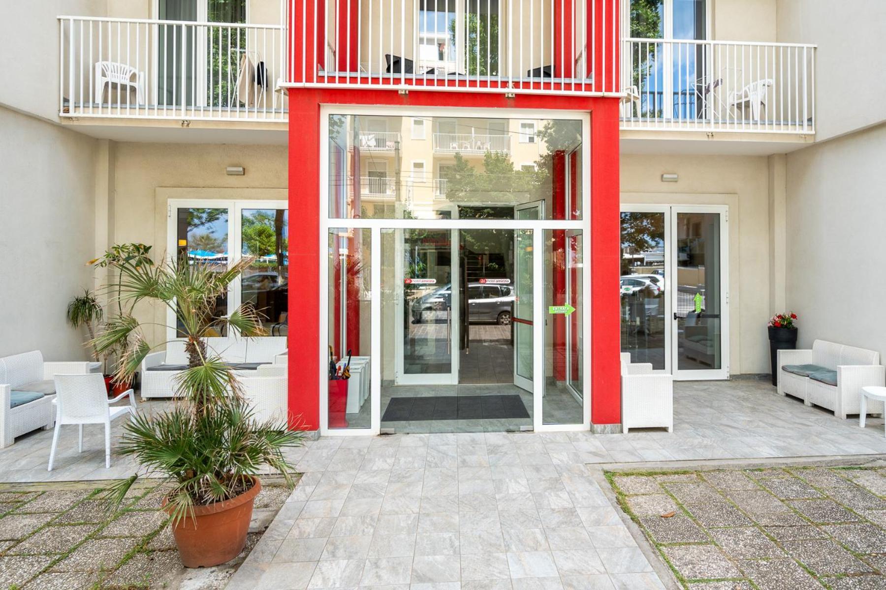 Hotel Amicizia Rimini Exterior photo